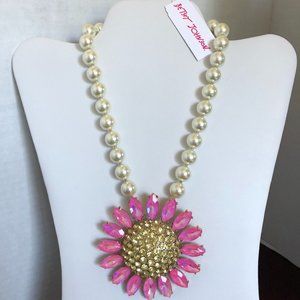 Betsey Johnson Necklace Large Pink Pave Daisy Flower Faux Pearls & Rhinestones
